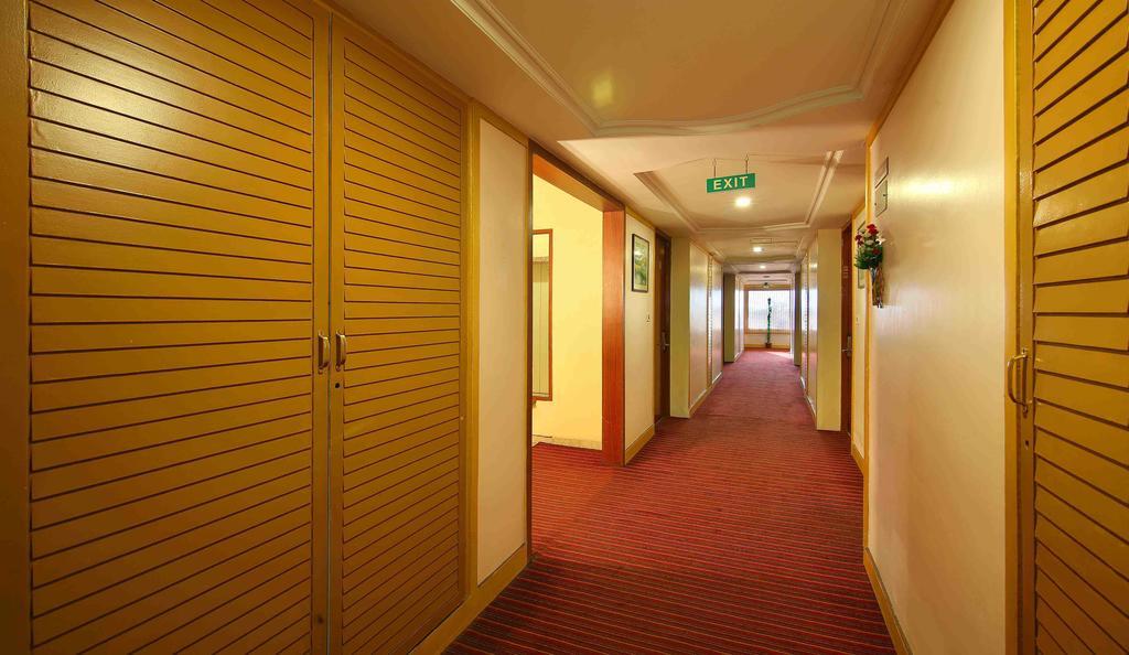 Royal Court Hotel Madurai Exterior foto