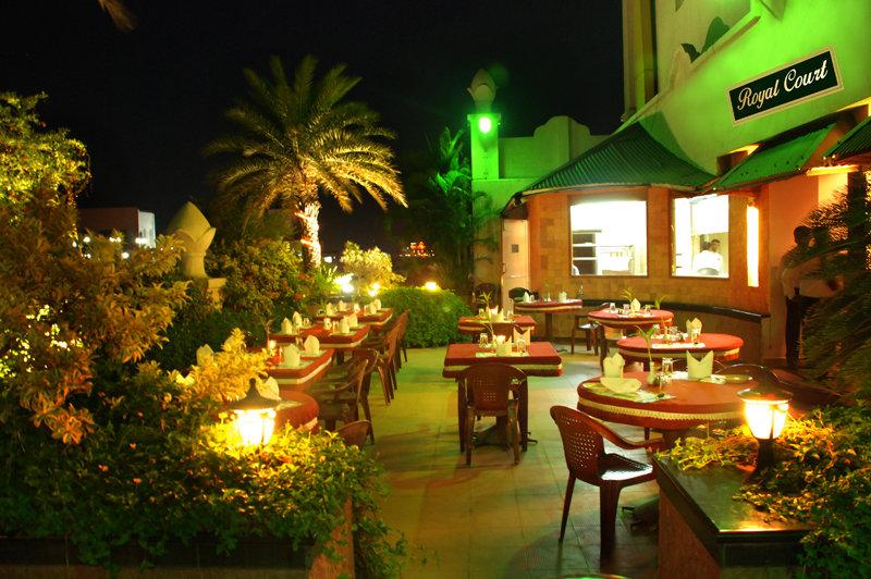 Royal Court Hotel Madurai Exterior foto