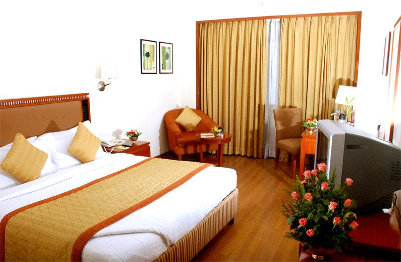 Royal Court Hotel Madurai Exterior foto