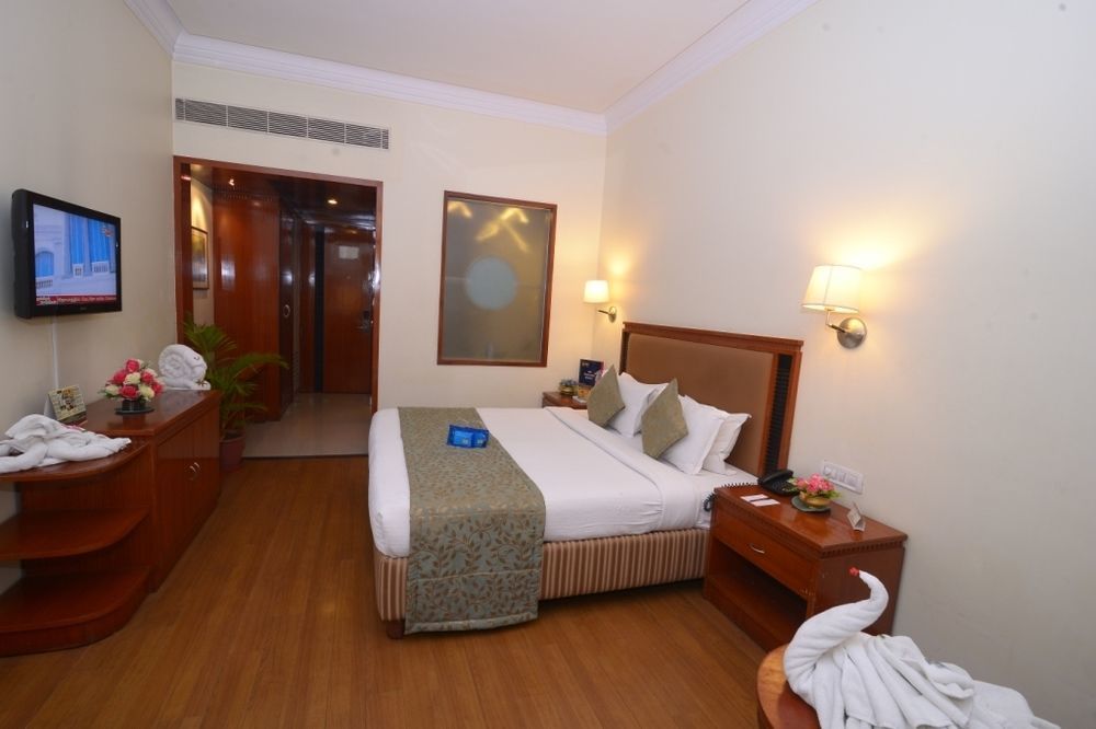 Royal Court Hotel Madurai Exterior foto