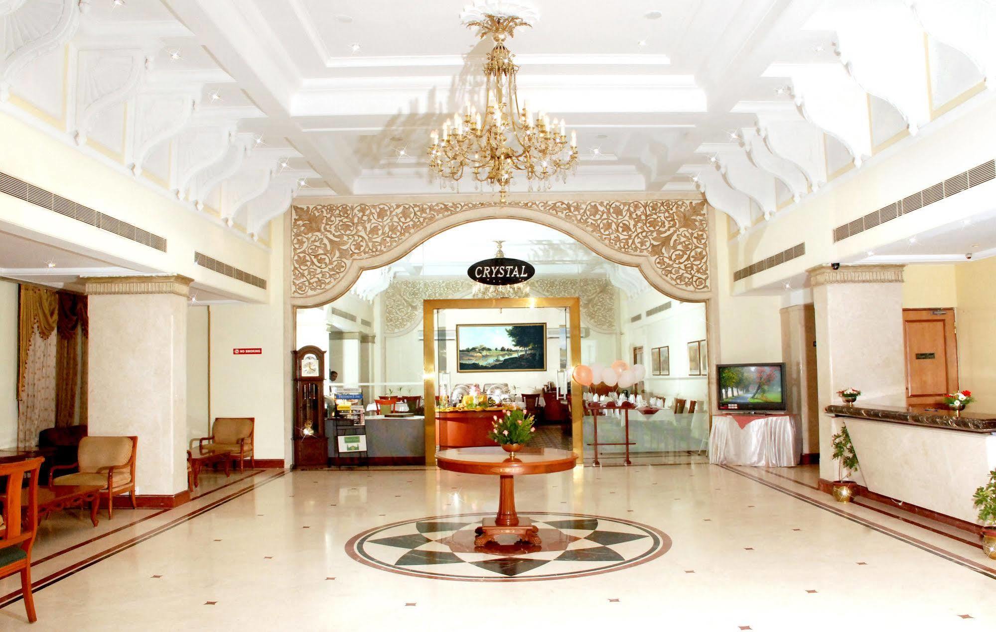 Royal Court Hotel Madurai Exterior foto