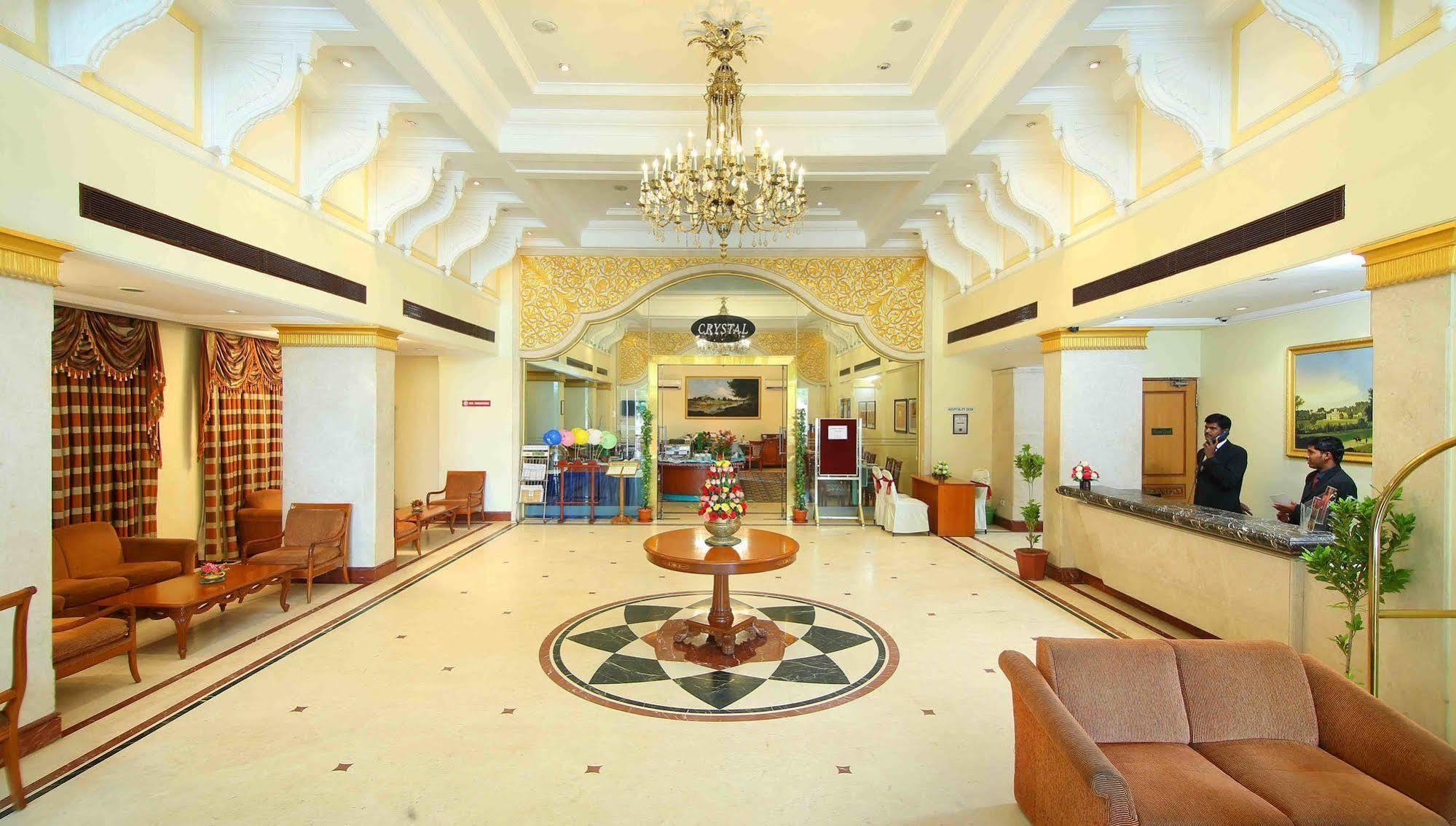 Royal Court Hotel Madurai Exterior foto