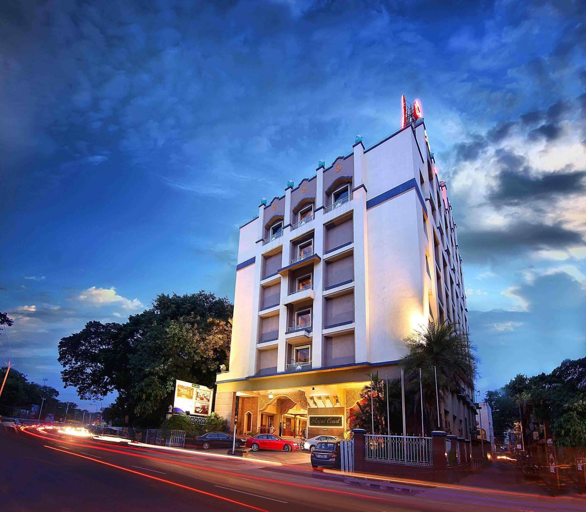 Royal Court Hotel Madurai Exterior foto
